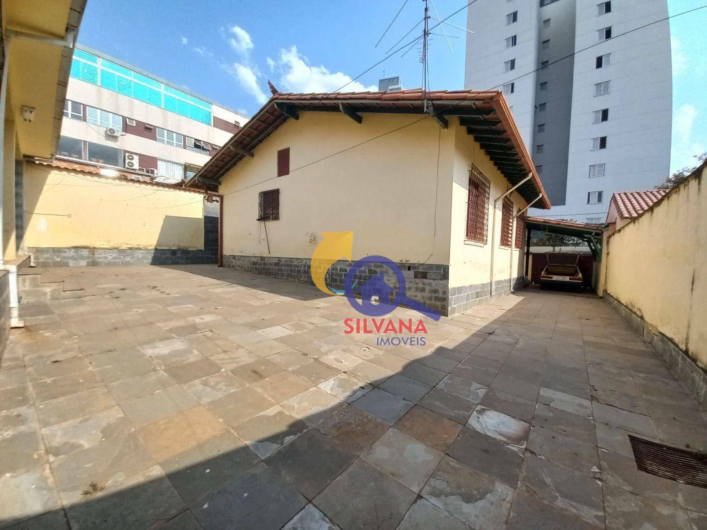 Casa à venda com 3 quartos, 260m² - Foto 44