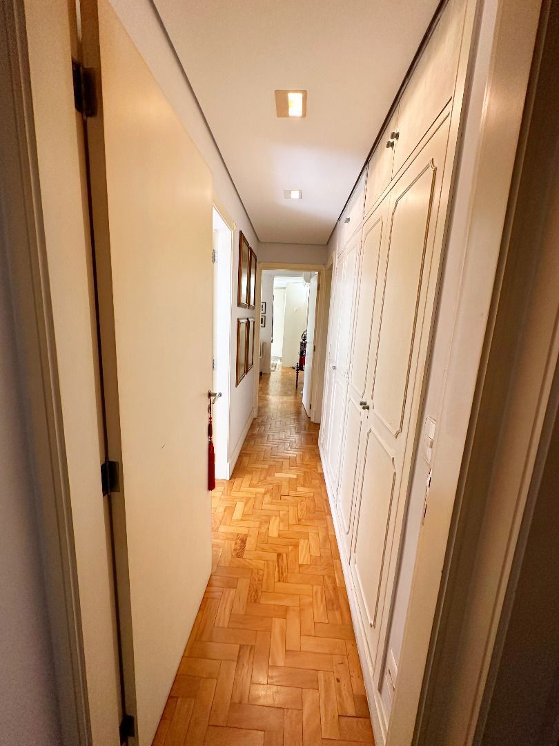 Apartamento à venda com 2 quartos, 183m² - Foto 9