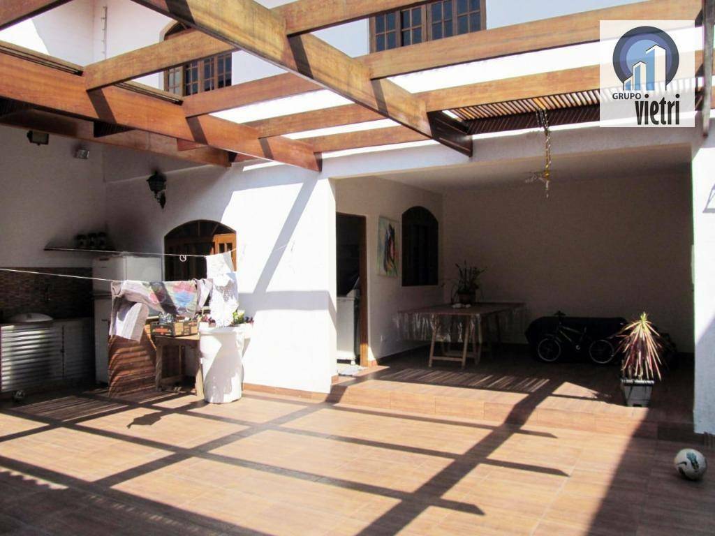 Casa à venda com 5 quartos, 400m² - Foto 2