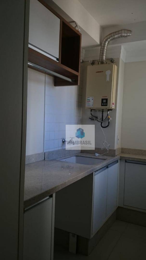 Apartamento à venda com 3 quartos, 134m² - Foto 18