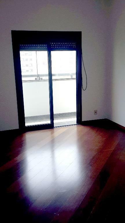 Apartamento à venda com 3 quartos, 300m² - Foto 4