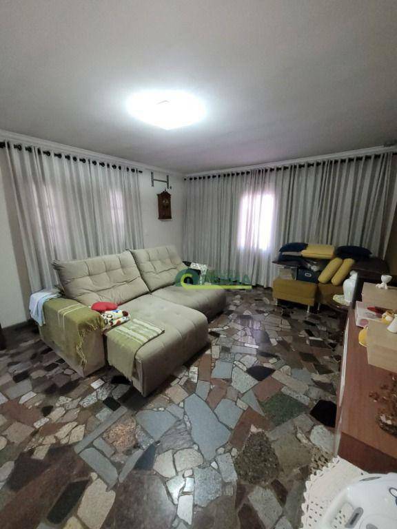 Casa à venda com 5 quartos, 130m² - Foto 13