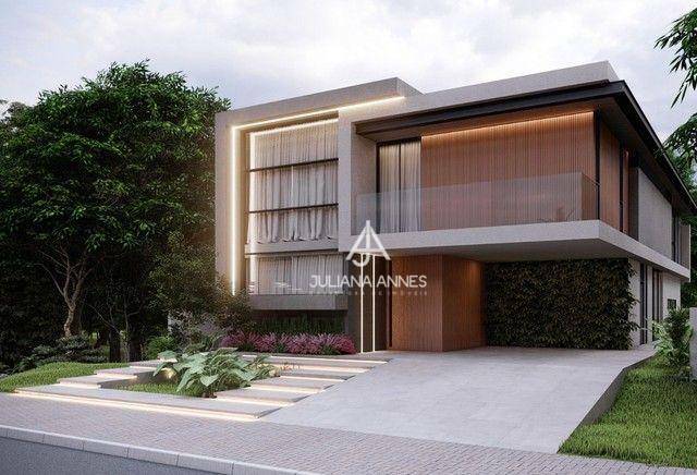 Casa de Condomínio à venda com 4 quartos, 470m² - Foto 2