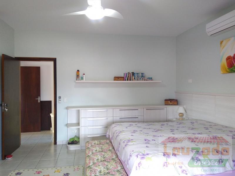 Sobrado à venda com 3 quartos, 211m² - Foto 22