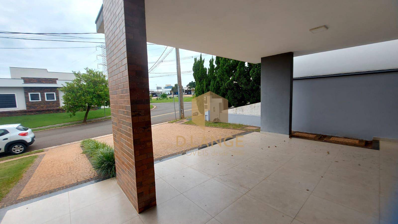 Casa de Condomínio à venda com 3 quartos, 220m² - Foto 2