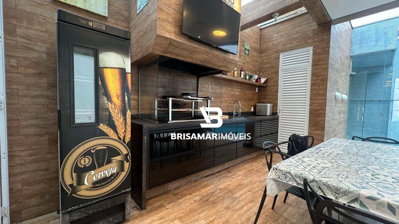 Casa à venda e aluguel com 4 quartos, 458m² - Foto 32