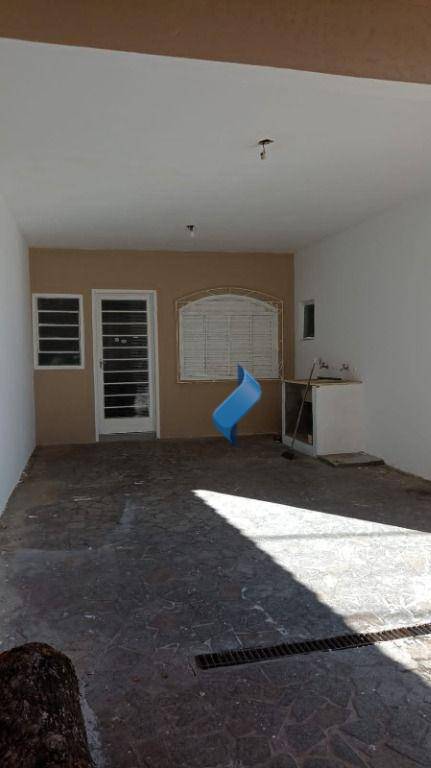 Casa à venda com 2 quartos, 138m² - Foto 7