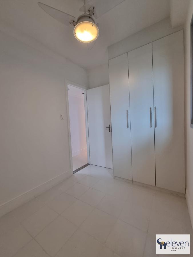 Apartamento à venda com 3 quartos, 75m² - Foto 19