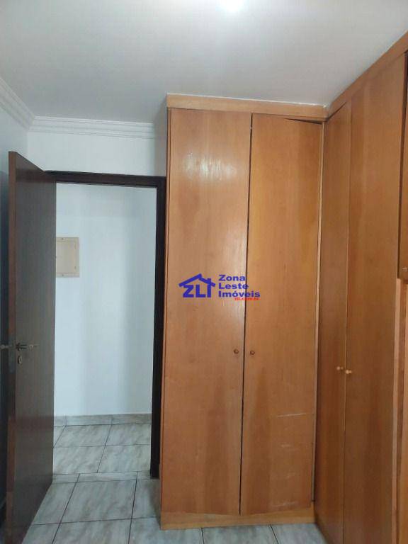 Apartamento para alugar com 2 quartos, 500m² - Foto 16