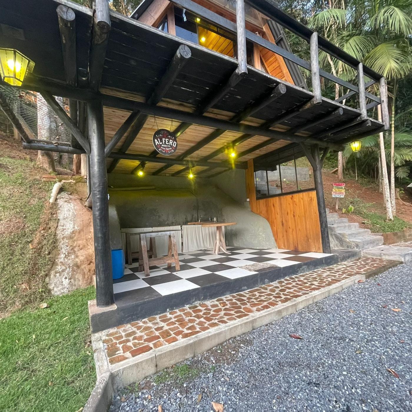 Chácara à venda com 1 quarto, 716m² - Foto 2