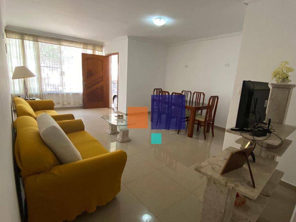 Casa à venda com 3 quartos, 180m² - Foto 1