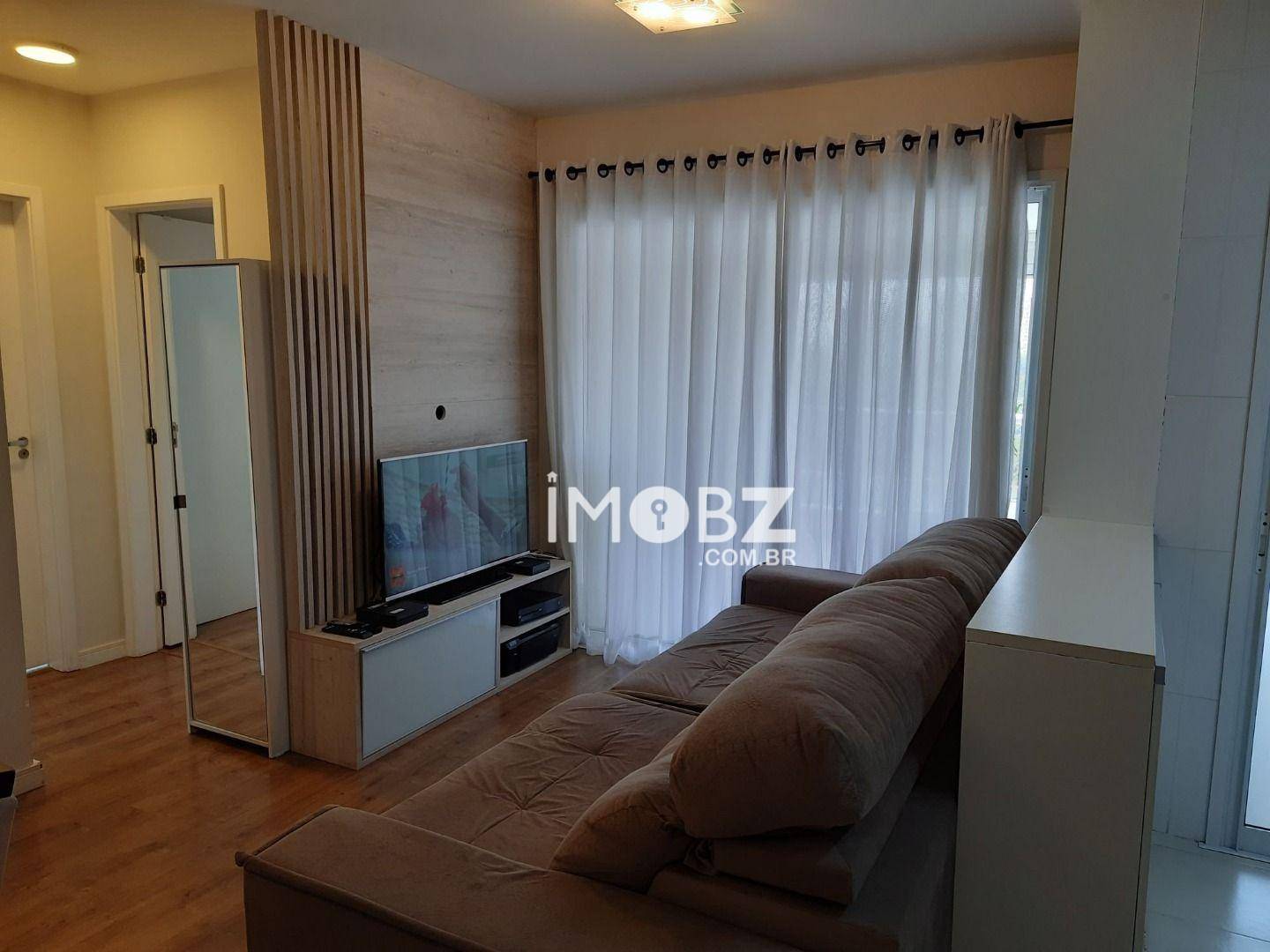 Apartamento à venda com 2 quartos, 69m² - Foto 1