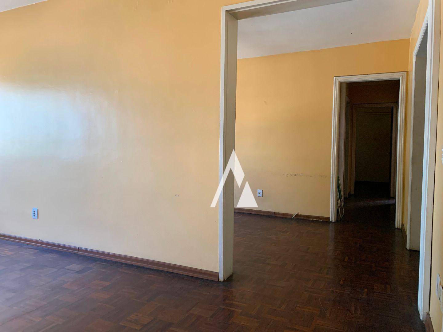 Apartamento à venda com 3 quartos, 115m² - Foto 10