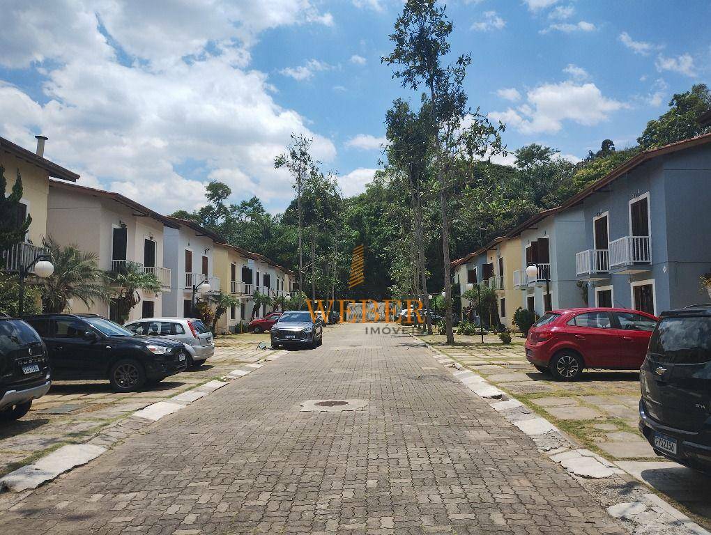 Sobrado à venda com 3 quartos, 190m² - Foto 1