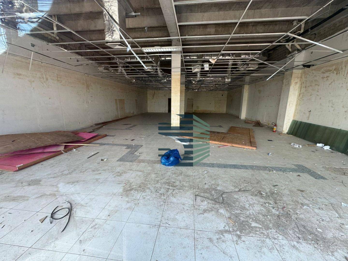 Loja-Salão para alugar, 359m² - Foto 2