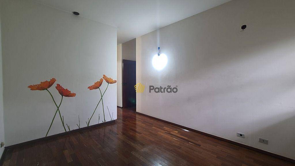 Sobrado à venda com 4 quartos, 332m² - Foto 32