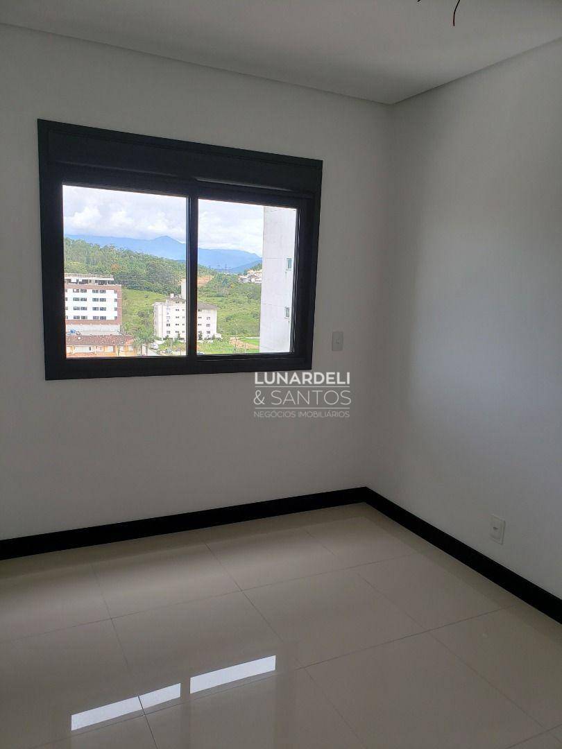 Apartamento à venda com 2 quartos, 70m² - Foto 18