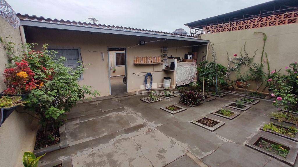Casa à venda com 3 quartos, 96m² - Foto 16