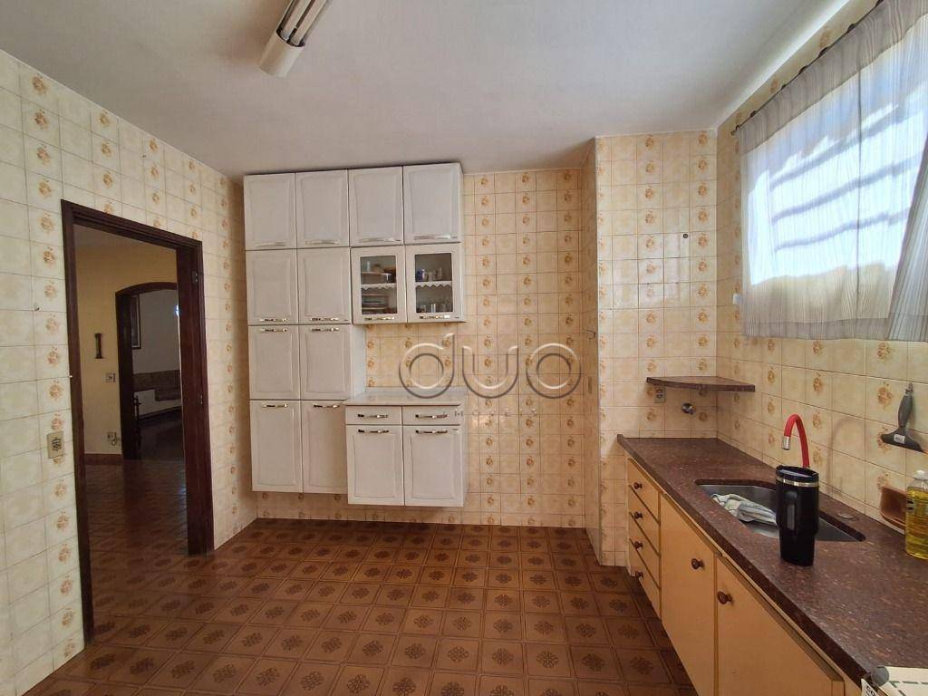 Casa à venda com 3 quartos, 176m² - Foto 11