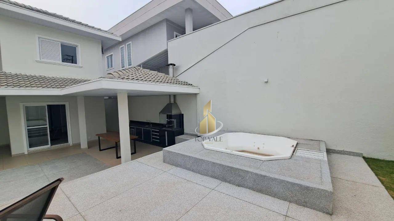 Casa de Condomínio à venda e aluguel com 4 quartos, 260m² - Foto 17