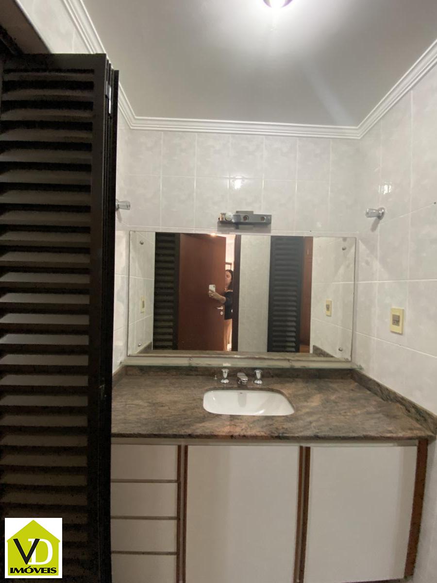 Apartamento à venda com 3 quartos, 180m² - Foto 16