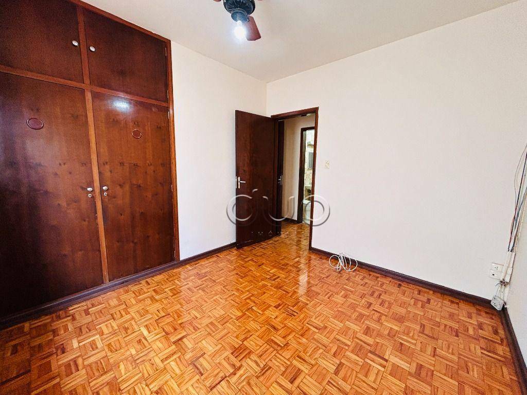 Casa à venda com 3 quartos, 200m² - Foto 11
