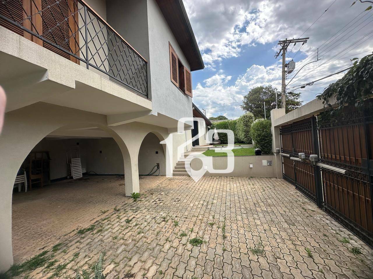 Casa à venda com 3 quartos, 210m² - Foto 28