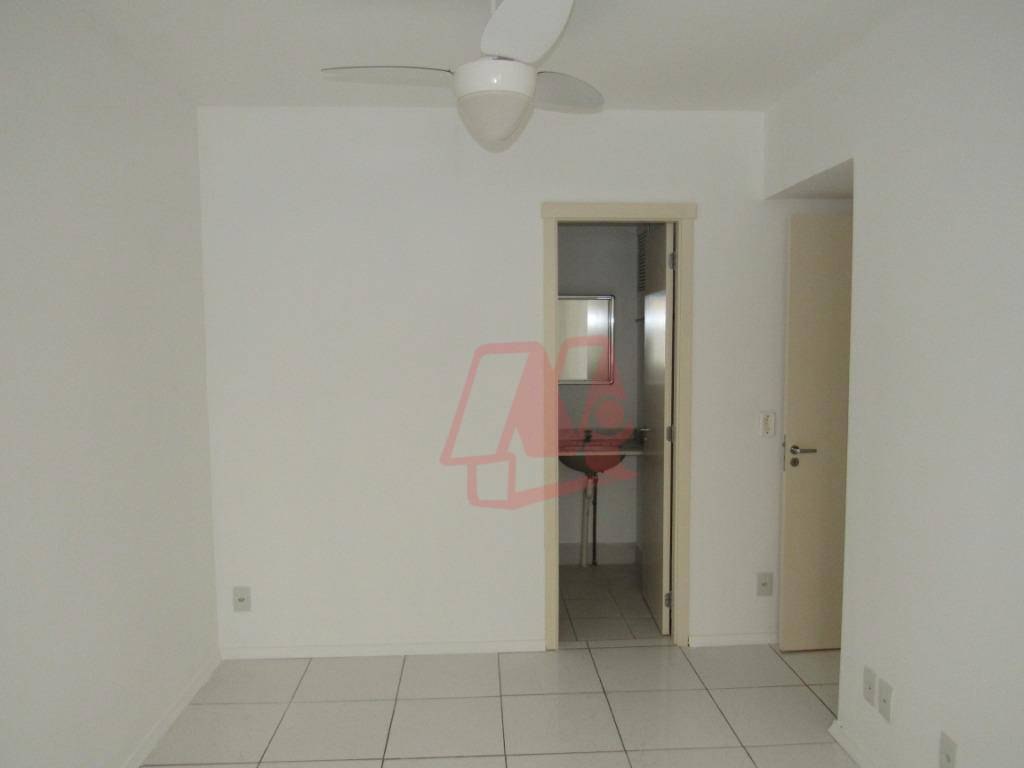 Apartamento à venda e aluguel com 3 quartos, 90m² - Foto 18