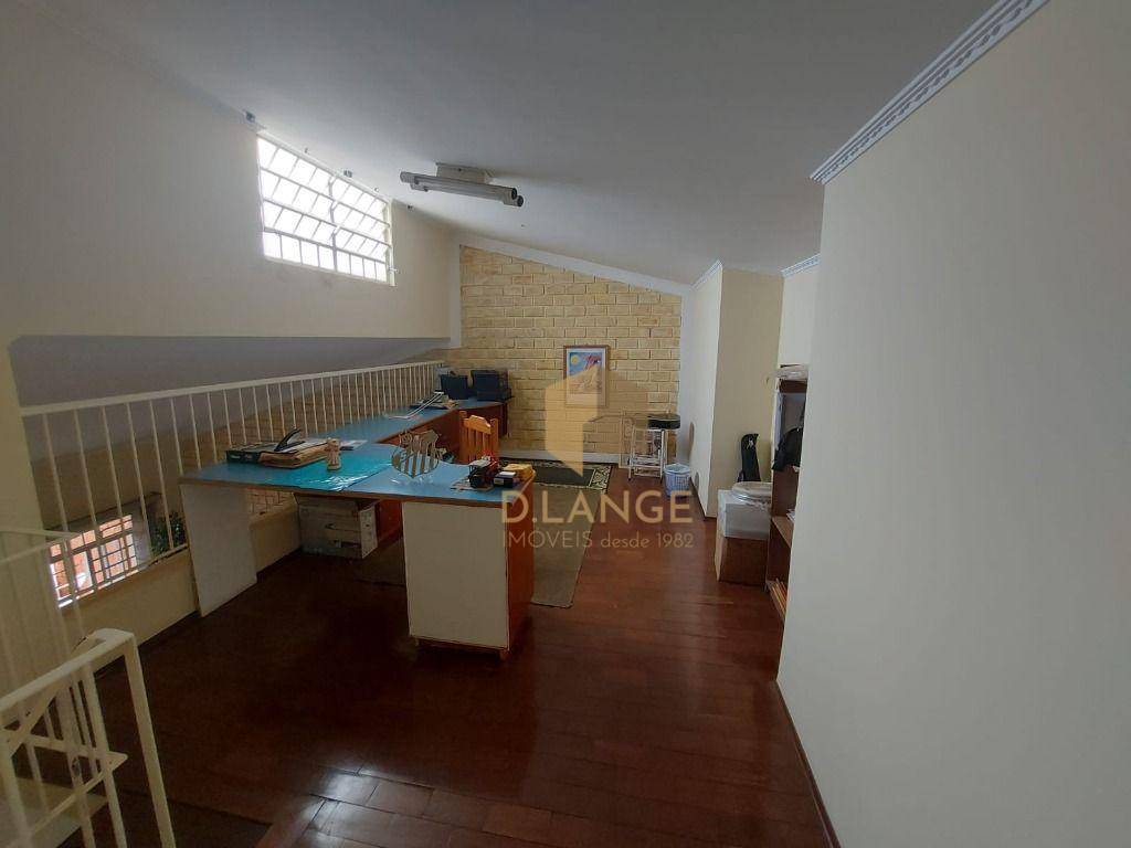 Casa à venda com 3 quartos, 267m² - Foto 16