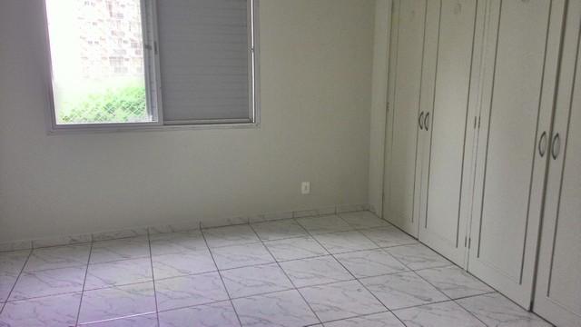 Apartamento à venda com 2 quartos, 80m² - Foto 7