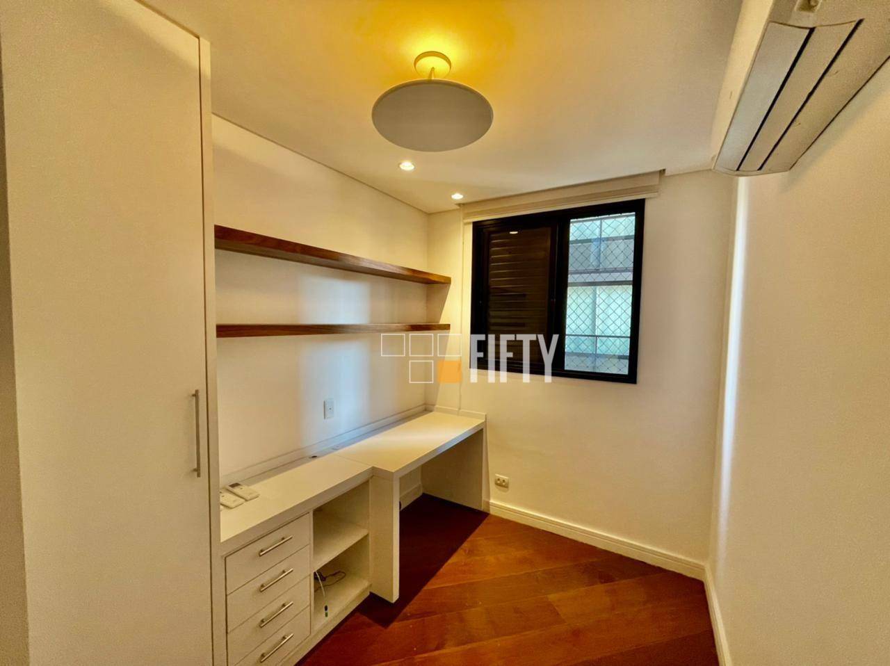 Apartamento à venda com 2 quartos, 77m² - Foto 10