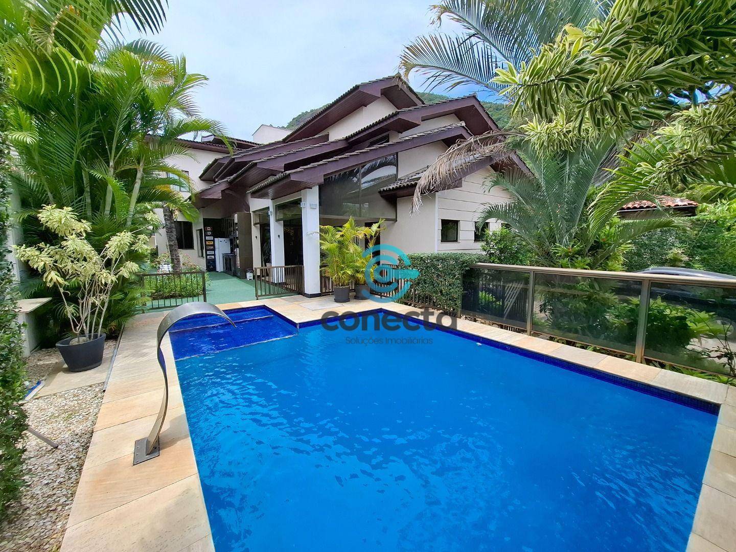 Casa de Condomínio para alugar com 6 quartos, 536M2 - Foto 1