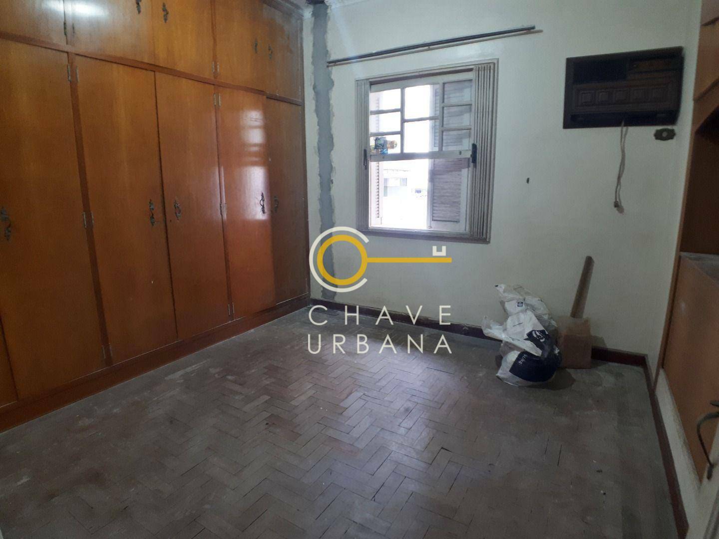 Casa para alugar com 3 quartos, 335m² - Foto 14