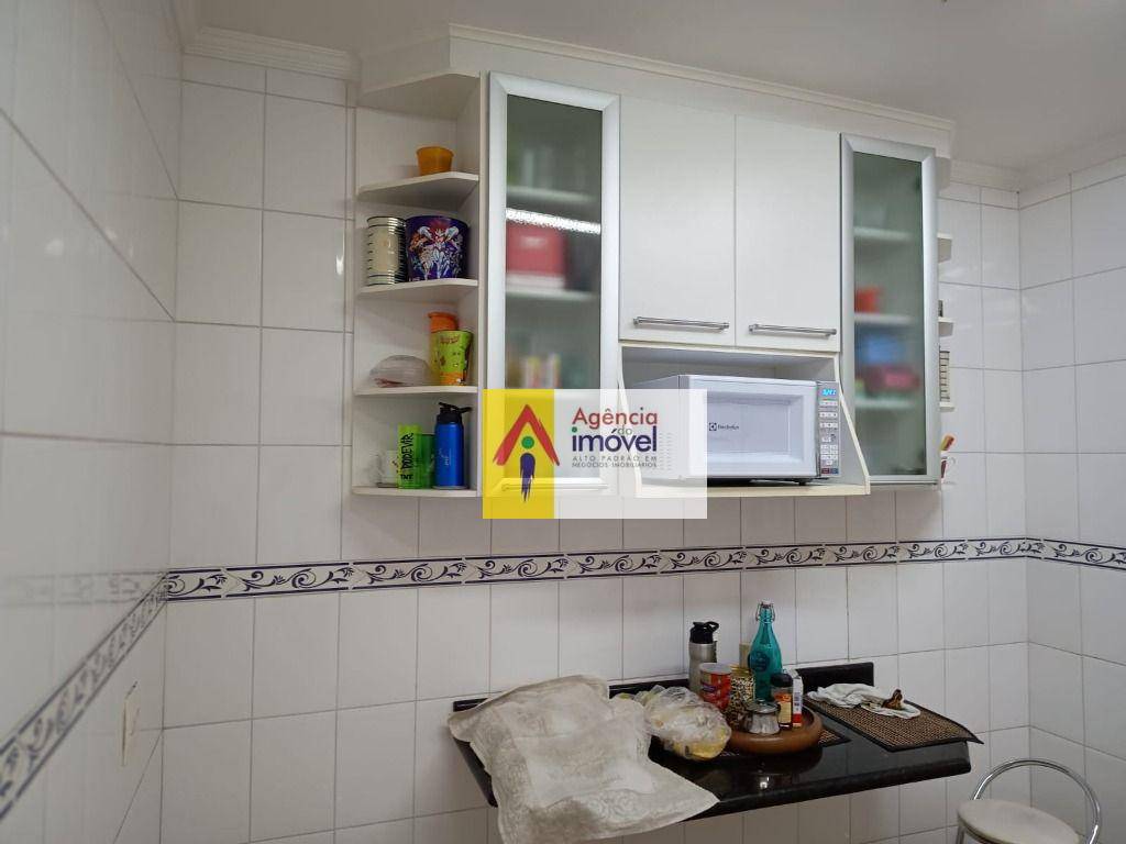 Sobrado à venda com 4 quartos, 120m² - Foto 10