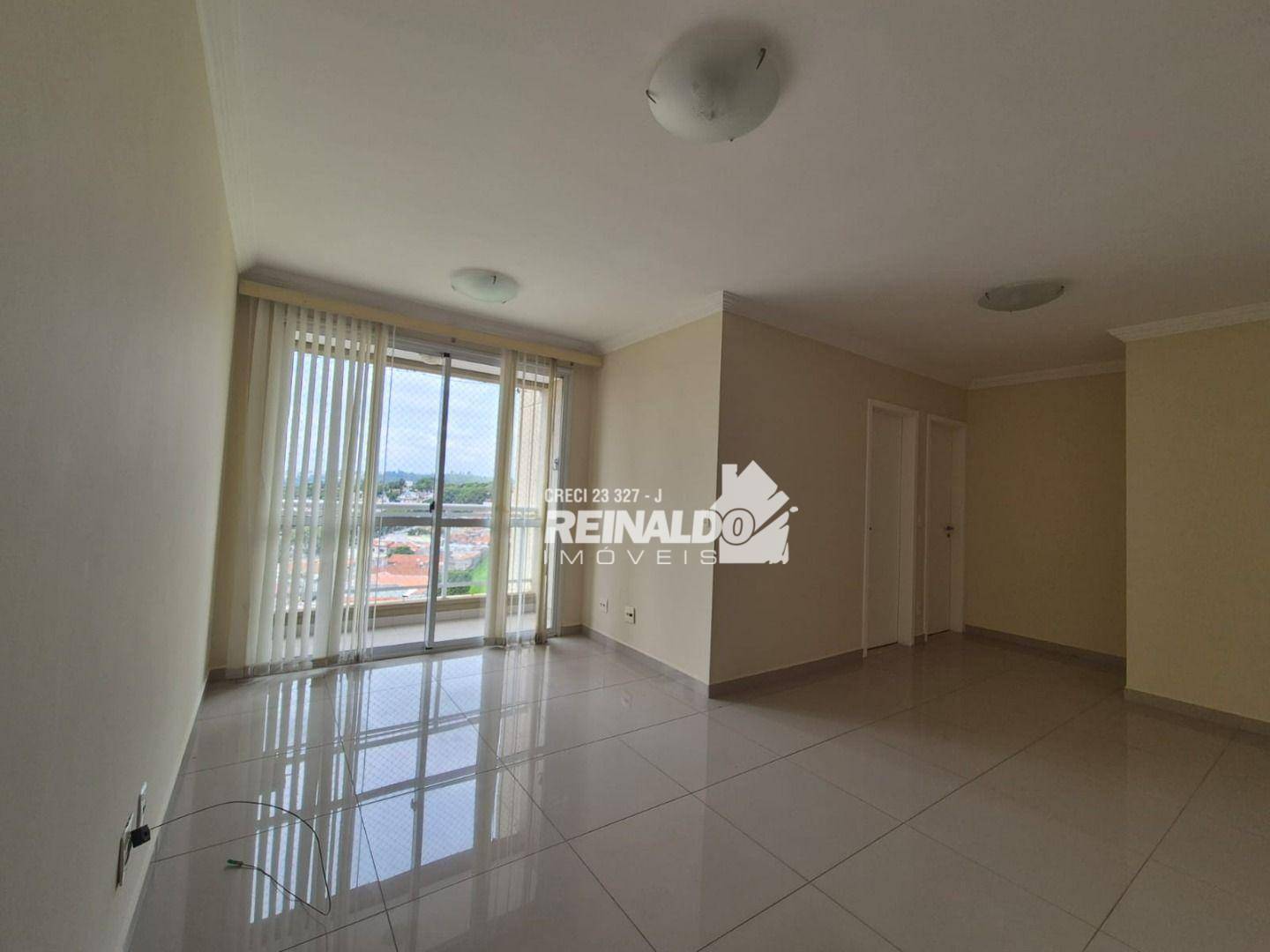 Apartamento à venda com 2 quartos, 61m² - Foto 1