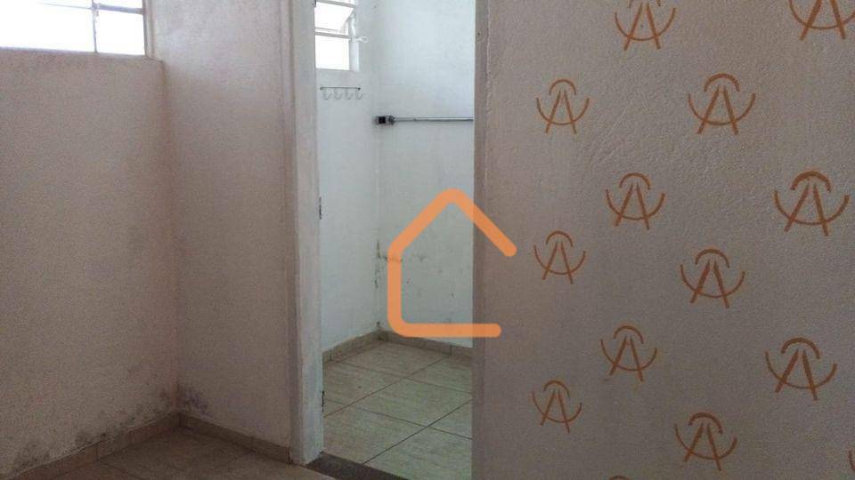 Casa à venda com 3 quartos, 160m² - Foto 3