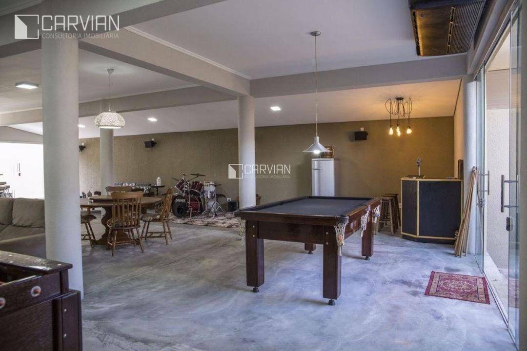 Casa à venda com 4 quartos, 380m² - Foto 5