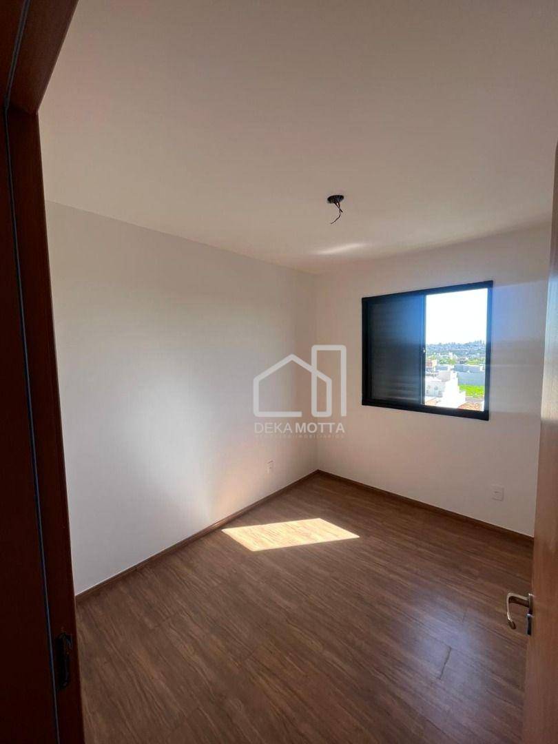 Apartamento à venda com 2 quartos, 48m² - Foto 2