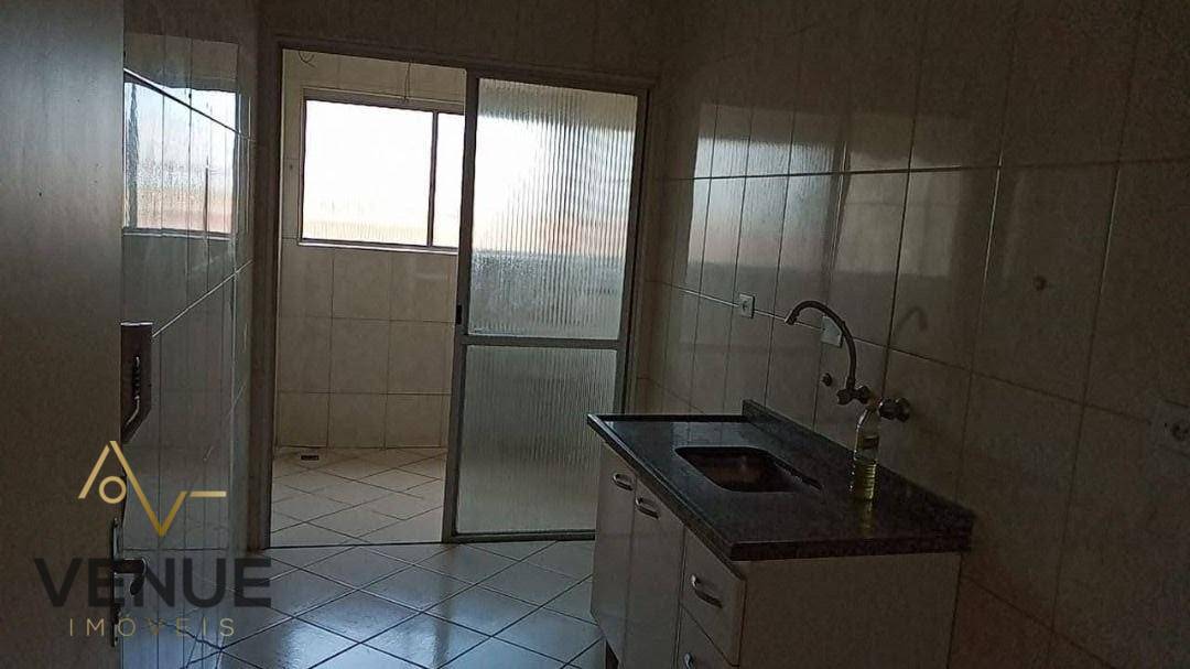 Apartamento à venda com 2 quartos, 57m² - Foto 12