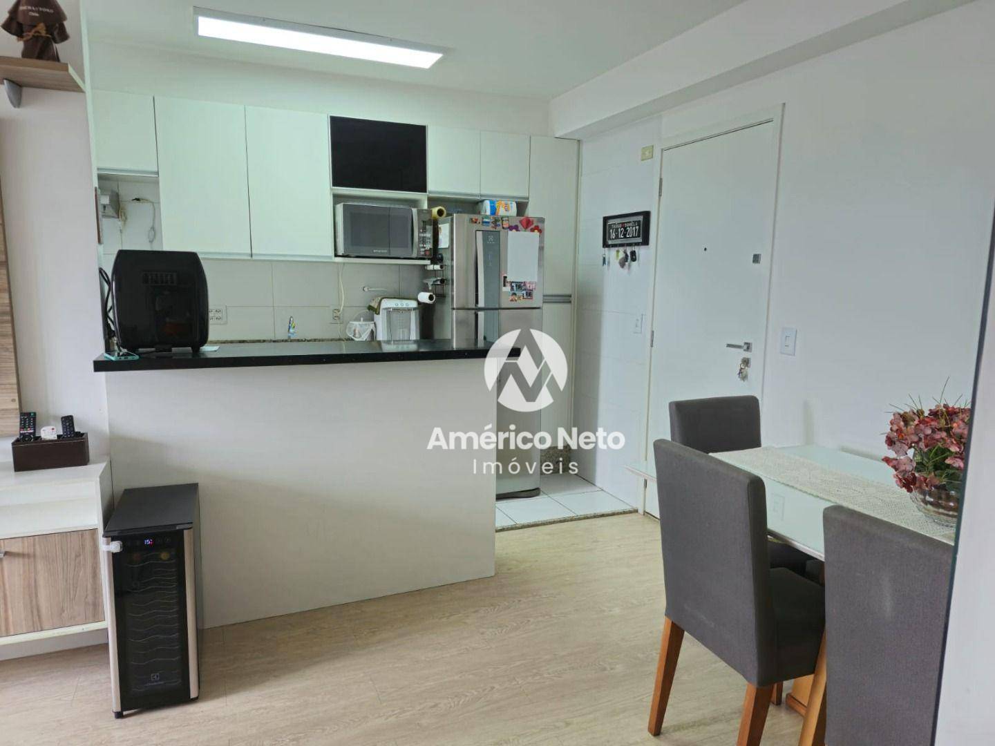 Apartamento à venda com 2 quartos, 59m² - Foto 4