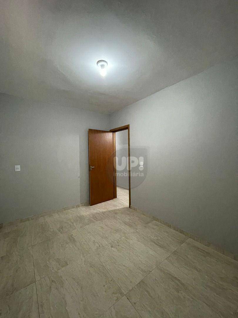 Casa à venda com 2 quartos, 140m² - Foto 14