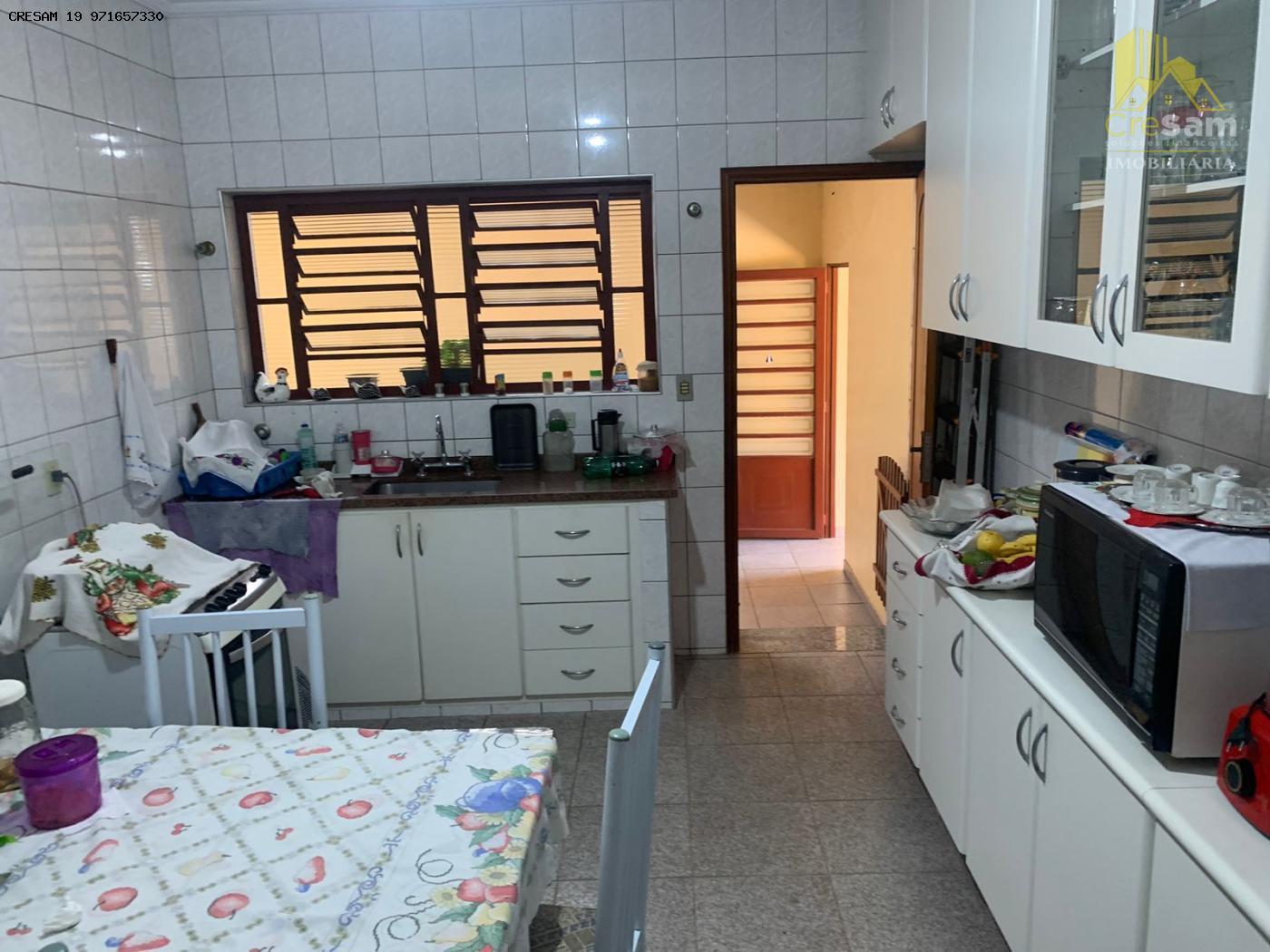 Casa para alugar com 3 quartos, 172m² - Foto 14