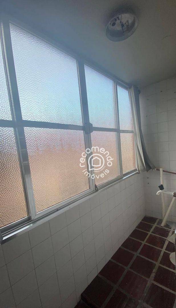 Apartamento à venda com 1 quarto, 46m² - Foto 4