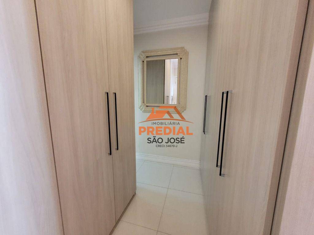 Apartamento à venda com 3 quartos, 194m² - Foto 19