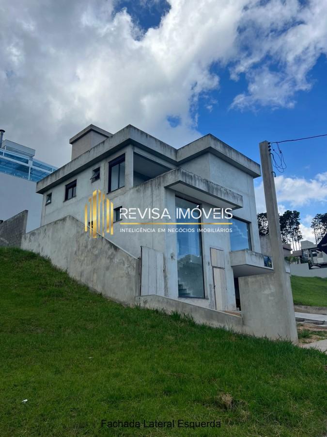 Casa de Condomínio à venda com 3 quartos, 290m² - Foto 1