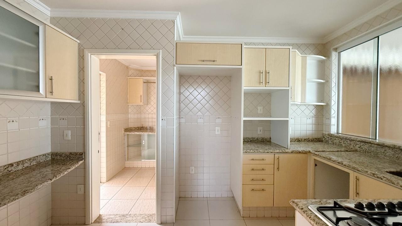 Casa para alugar com 3 quartos, 357m² - Foto 20