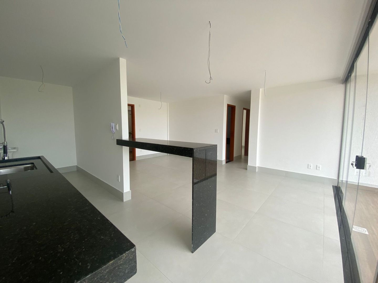 Apartamento à venda com 3 quartos, 94m² - Foto 7