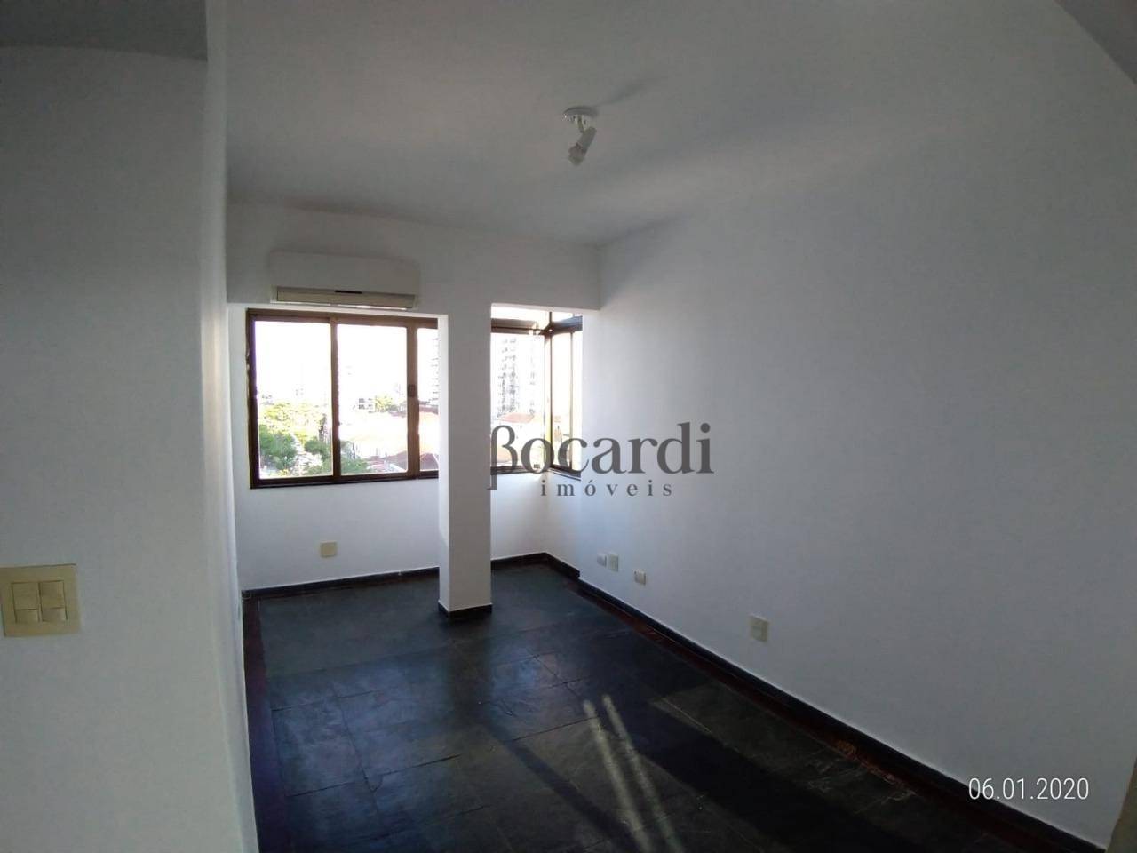 Apartamento para alugar com 3 quartos, 114m² - Foto 7