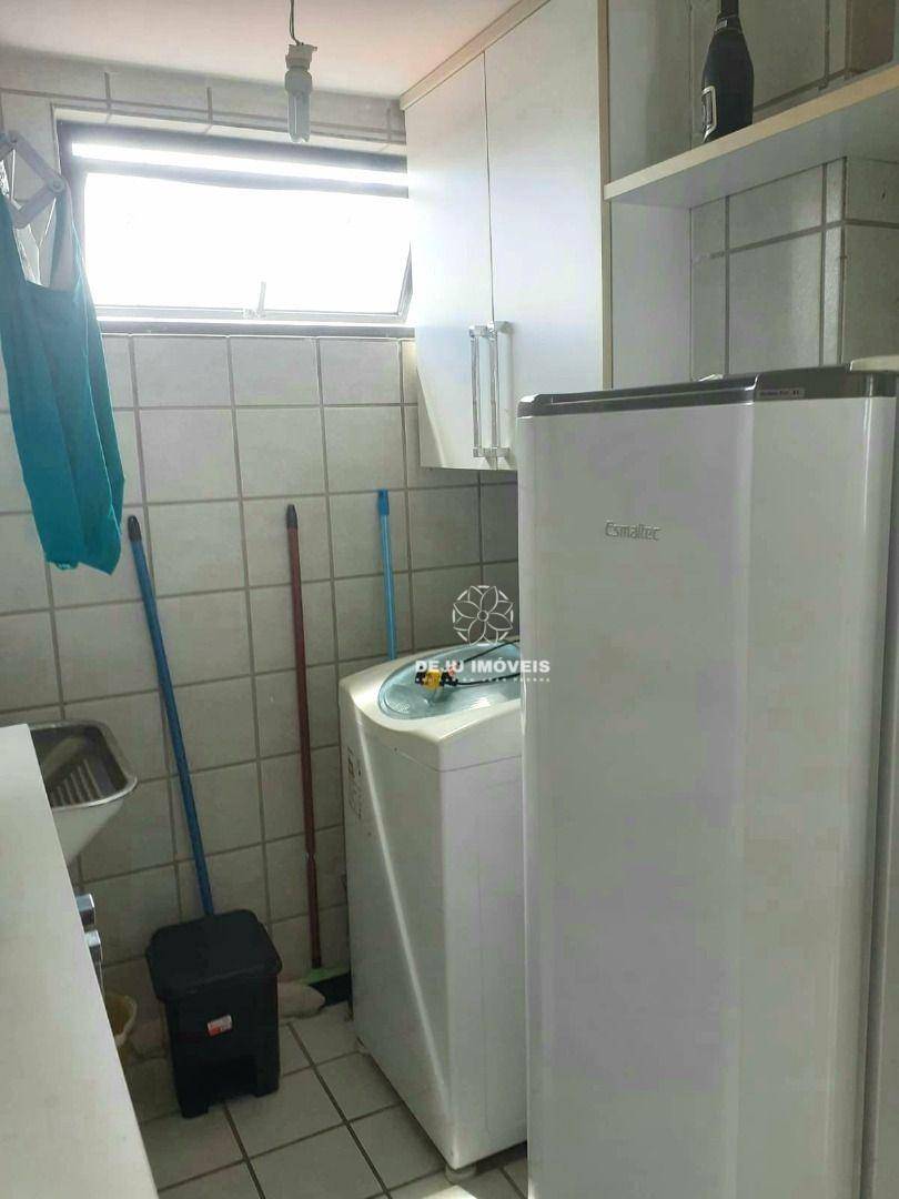 Apartamento à venda com 2 quartos, 99m² - Foto 2