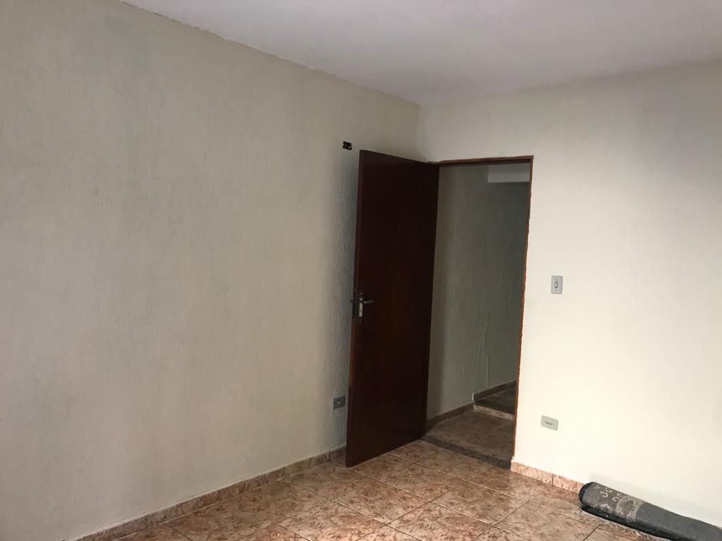 Casa à venda com 3 quartos, 255m² - Foto 4